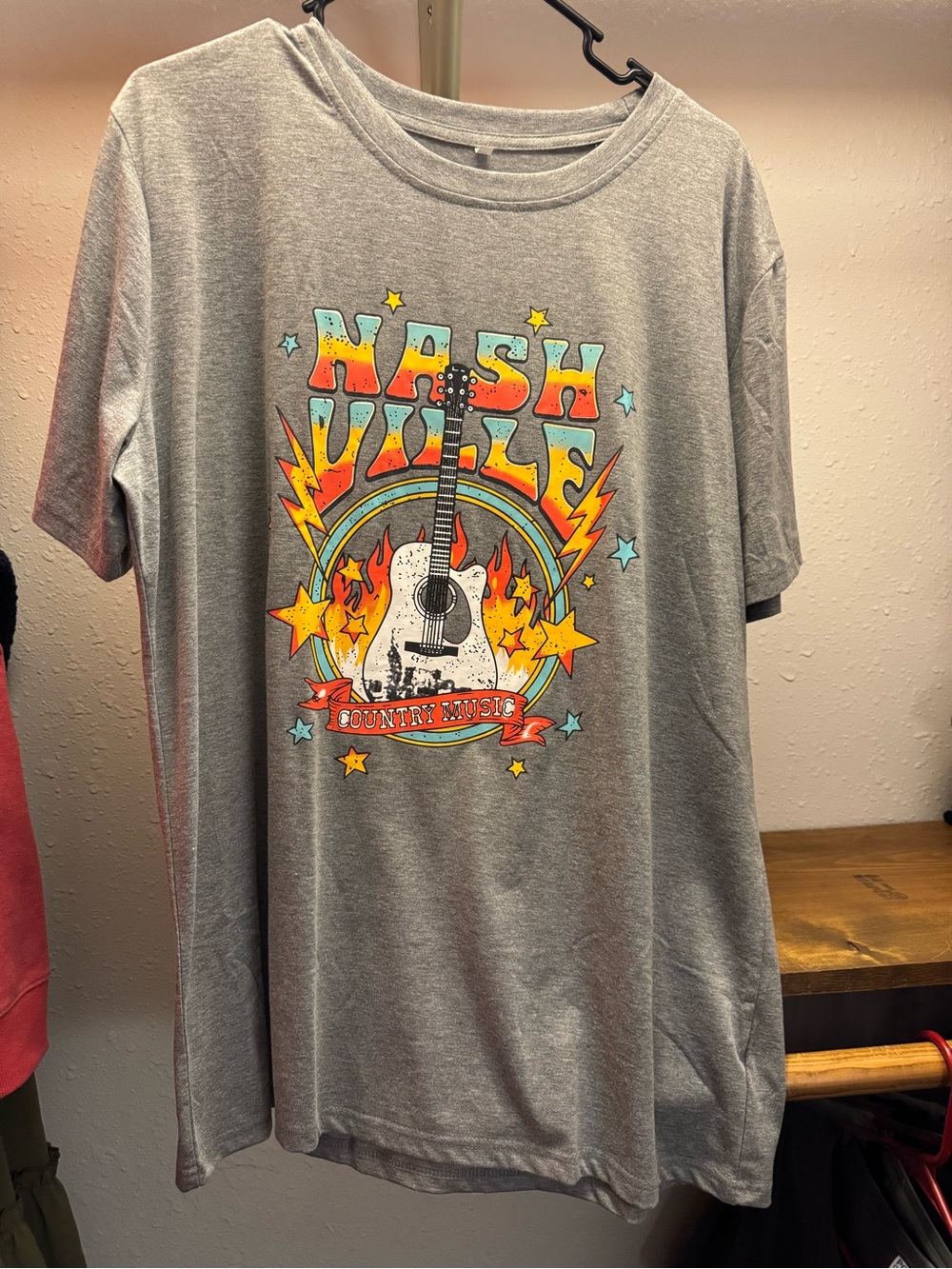 Grey 'Nashville Country Music' Graphic Tee